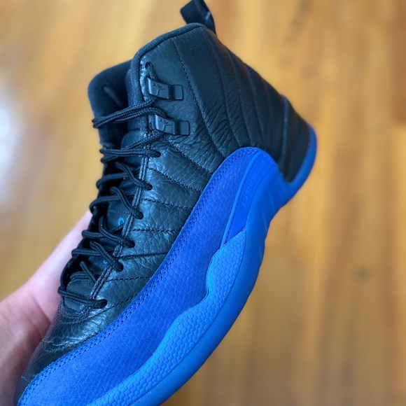 Jordan 12 Game Royals - Picture 2 of 4